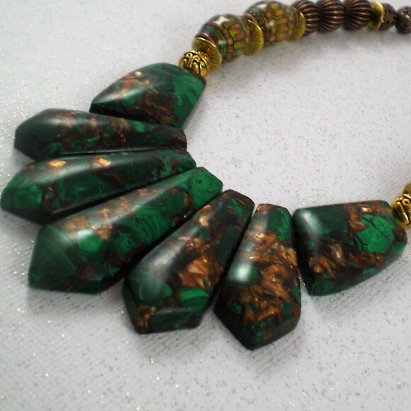 Malachite and Bronzite Gemstone Necklace; Couture, Hand Beaded - Picture 3 of 4